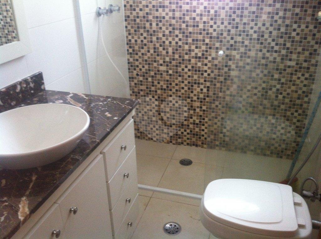 SOBRADO LINDO A VENDA NO HORTO FLORESTAL - 3 QUARTOS (1 SUÍTE) E 3 VAGAS DE GARAGEM