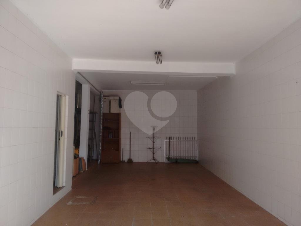 Sobrado à venda com 3 quartos, 220m² - Foto 1