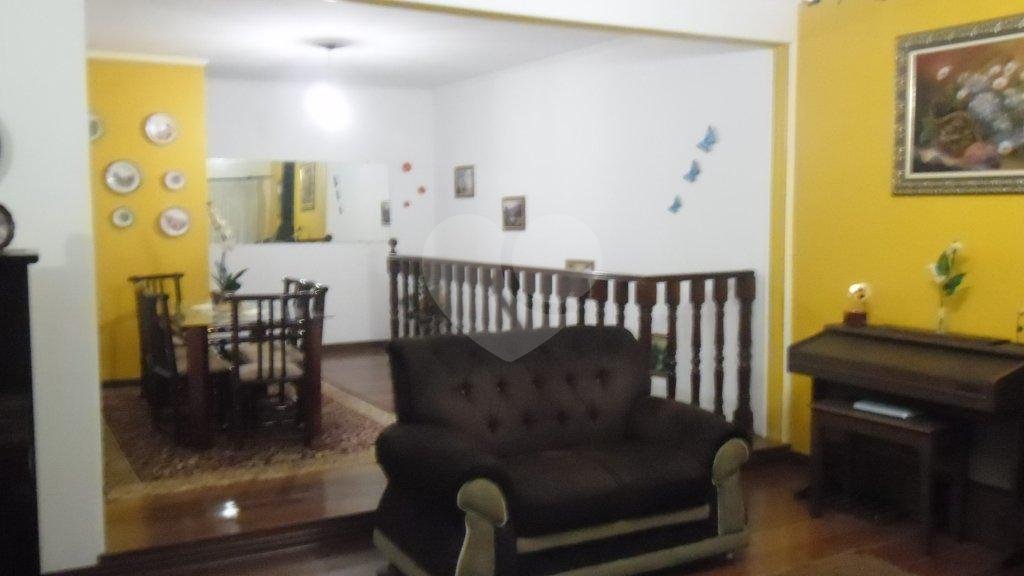 SOBRADO em VILA IRMÃOS ARNONI