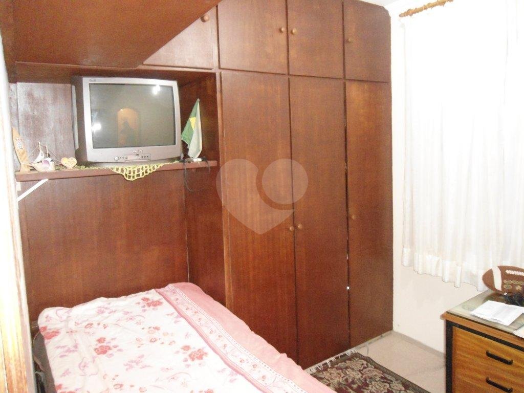 SOBRADO em VILA IRMÃOS ARNONI