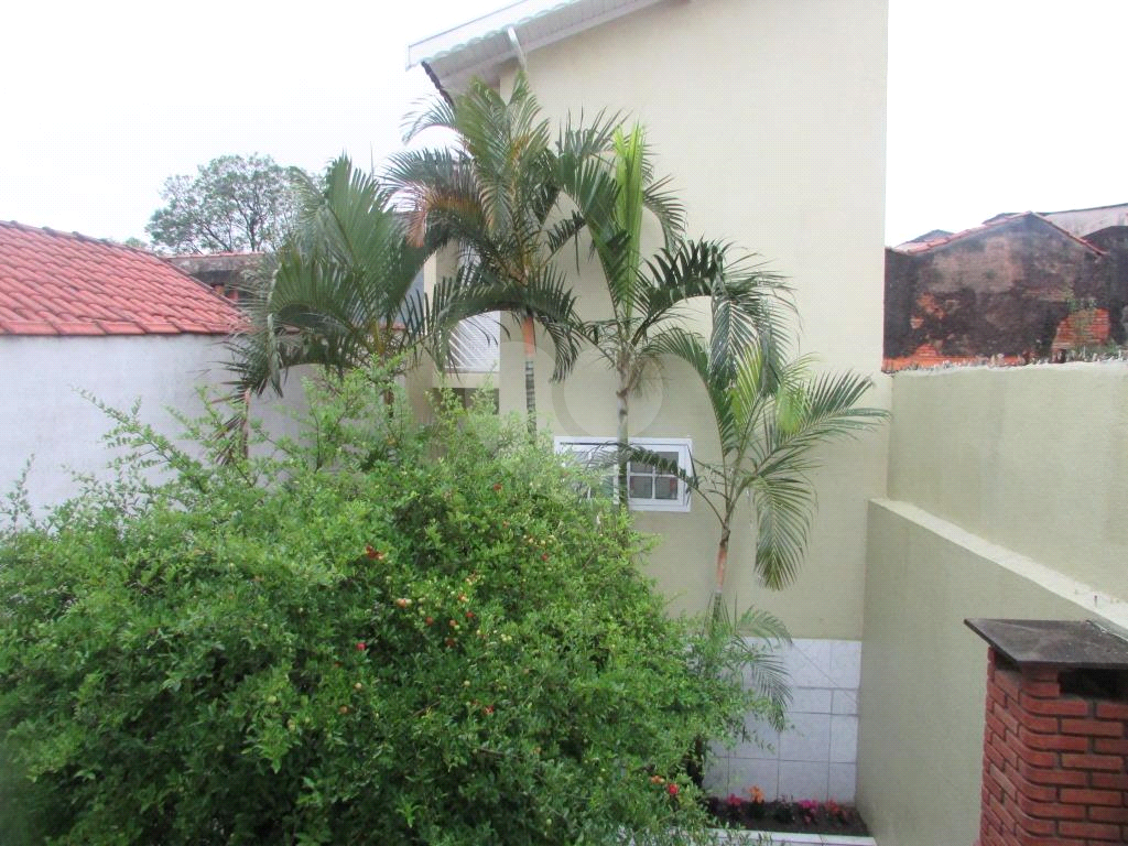  02 Casas no mesmo terreno, na casa da frente 03 quartos 01 suite,05 VAGAS, Vila Maria.