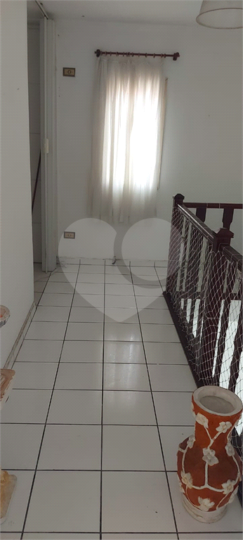  02 Casas no mesmo terreno, na casa da frente 03 quartos 01 suite,05 VAGAS, Vila Maria.