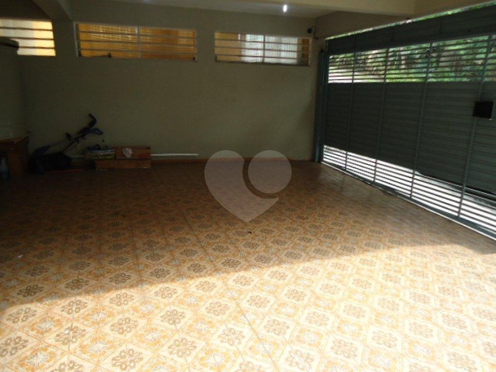 SOBRADO em BARRO BRANCO (ZONA NORTE)