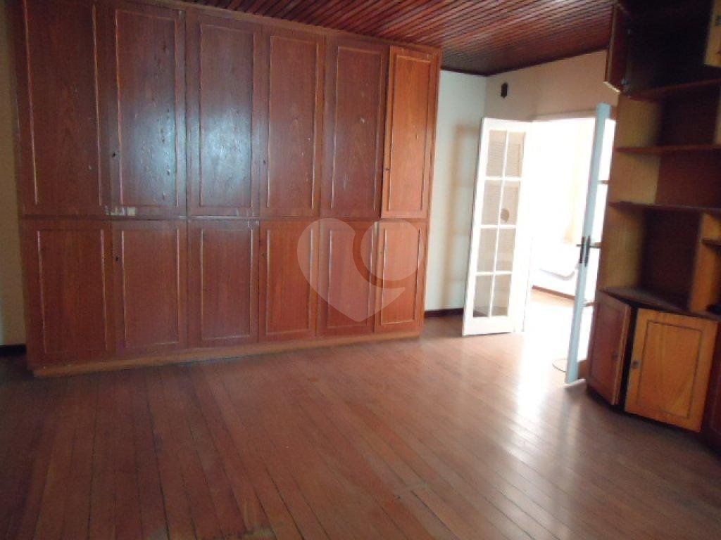 SOBRADO em BARRO BRANCO (ZONA NORTE)