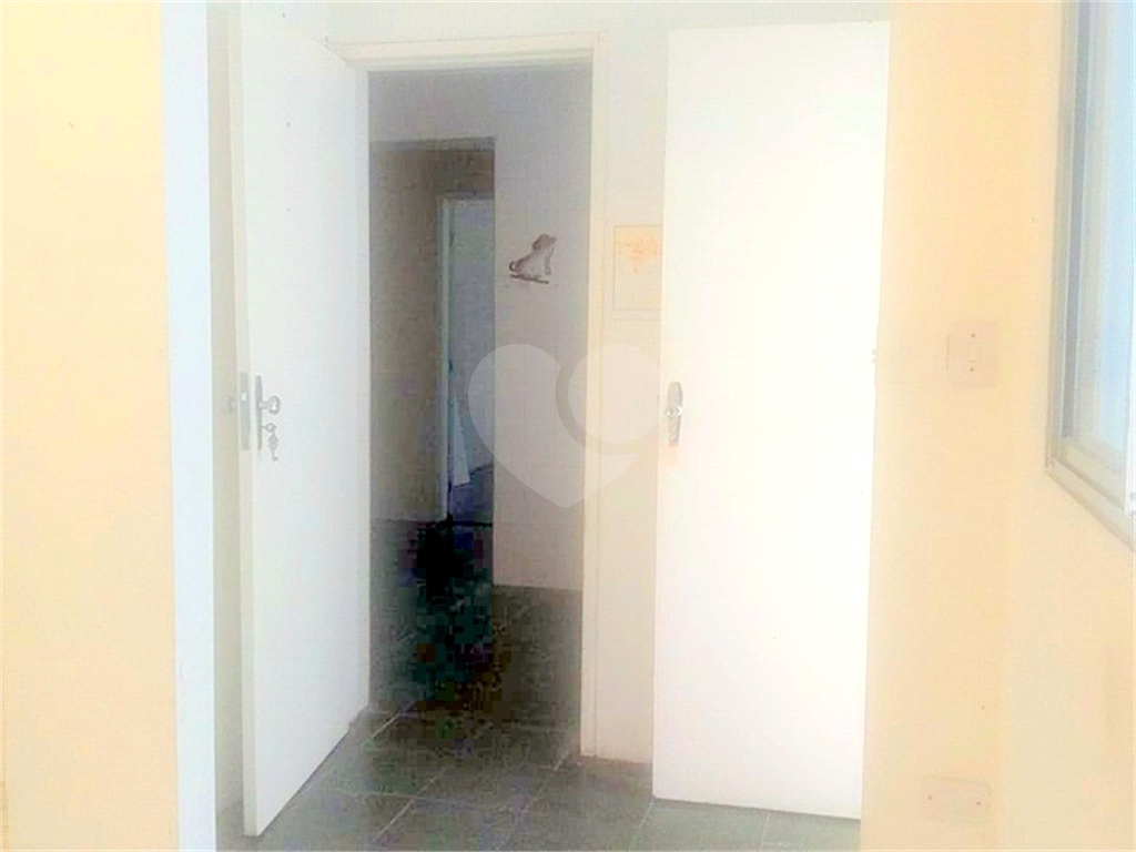 Casa à venda com 2 quartos, 70m² - Foto 21