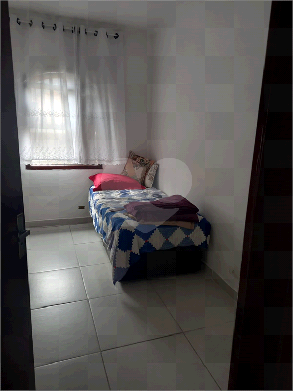 Casa à venda com 3 quartos, 90m² - Foto 13