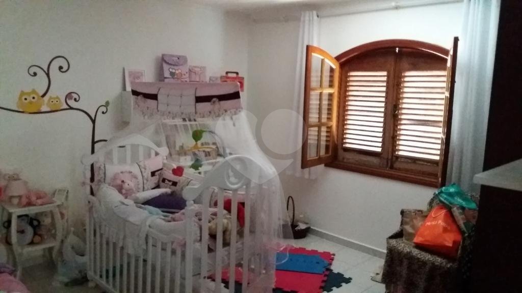 Sobrado à venda com 4 quartos, 230m² - Foto 9