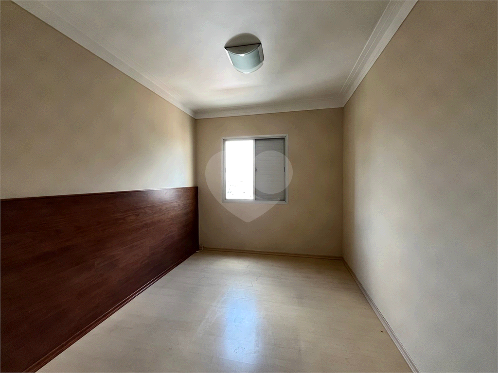 Apartamento à venda e aluguel com 3 quartos, 75m² - Foto 15