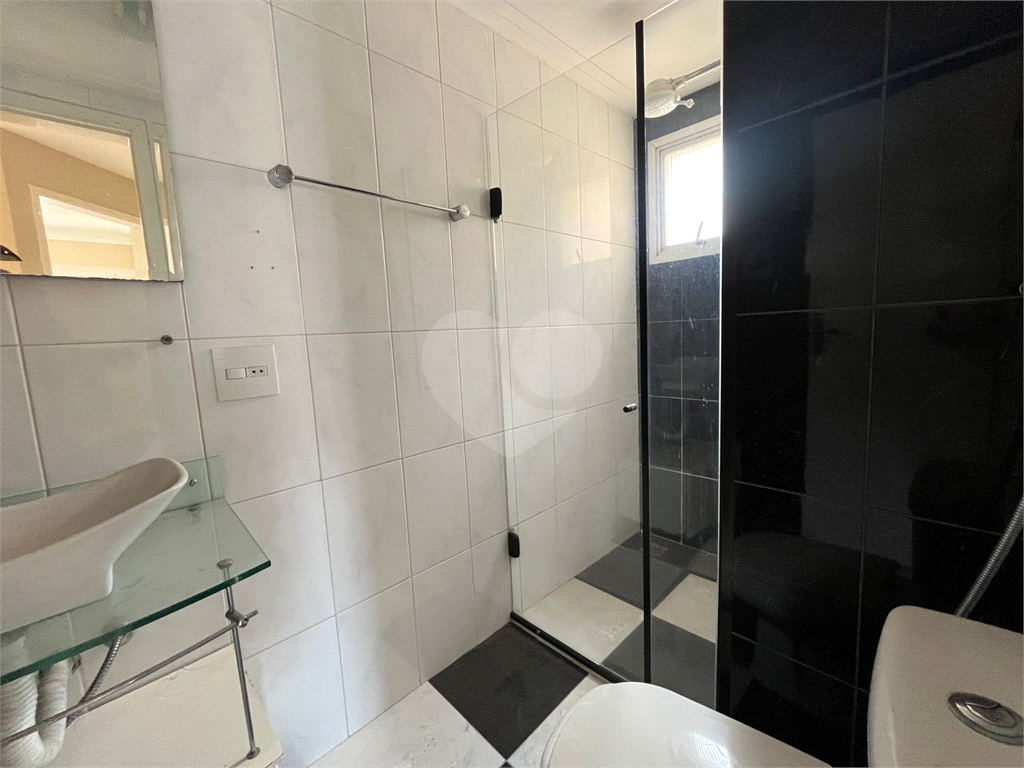 Apartamento à venda e aluguel com 3 quartos, 75m² - Foto 13