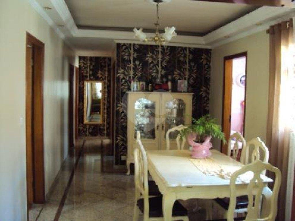 CASA em VILA CONSTANÇA