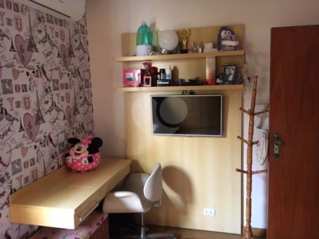 CASA em VILA CONSTANÇA