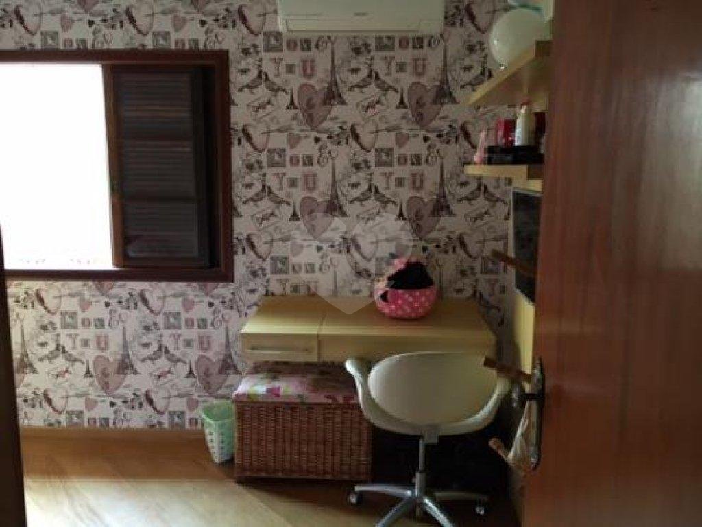 CASA em VILA CONSTANÇA