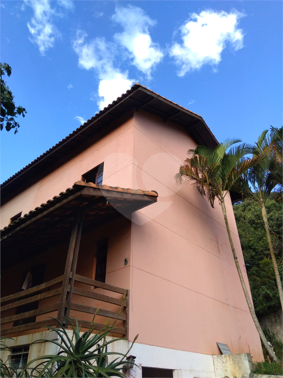 Venha morar na Serra da Cantareira - Excelente sobrado no Parque Petrópolis