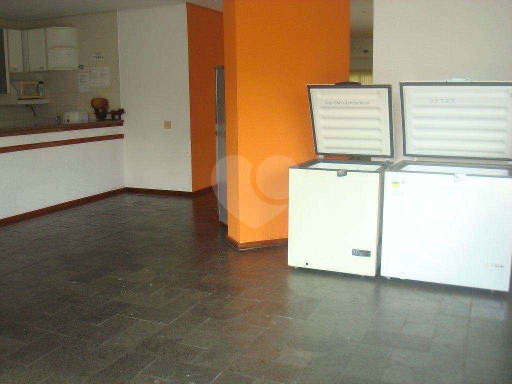 Apartamento à venda com 3 quartos, 70m² - Foto 18