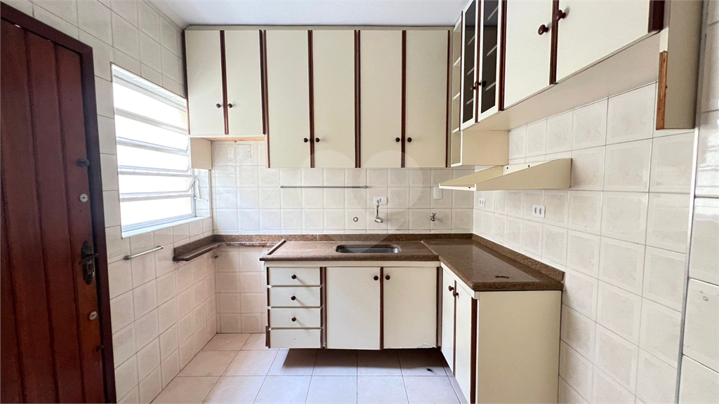 Sobrado para Venda ou  locação, residencial com duas casas no mesmo terreno 