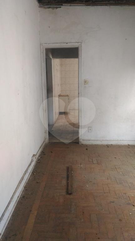 Casa à venda com 3 quartos, 200m² - Foto 11