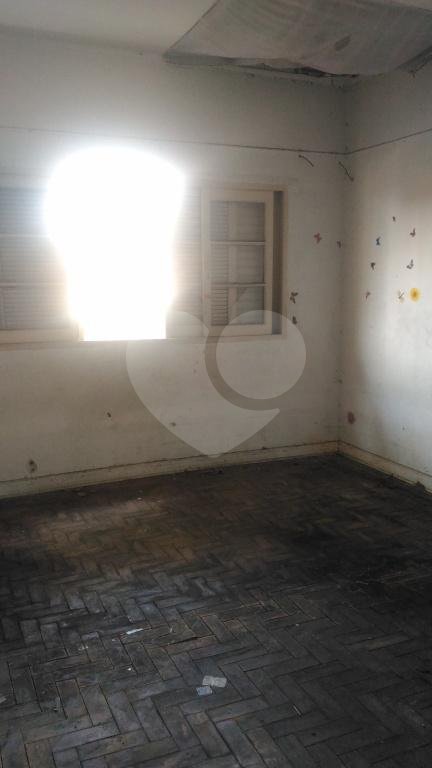 Casa à venda com 3 quartos, 200m² - Foto 14