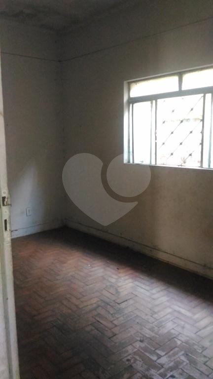 Casa à venda com 3 quartos, 200m² - Foto 17