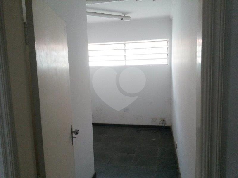 Casa à venda com 7 quartos, 200m² - Foto 14