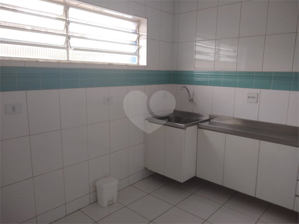 Casa à venda com 7 quartos, 200m² - Foto 43