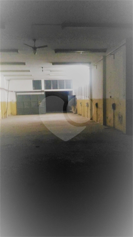 Prédio com galpão industrial/comercial, no bairro da Casa Verde