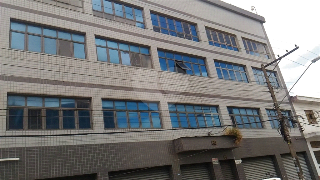 Prédio com galpão industrial/comercial, no bairro da Casa Verde