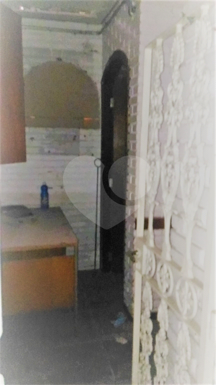 Prédio com galpão industrial/comercial, no bairro da Casa Verde