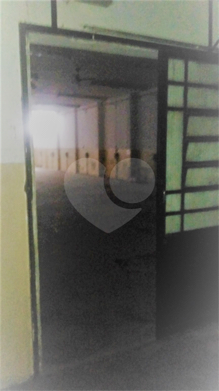 Prédio com galpão industrial/comercial, no bairro da Casa Verde
