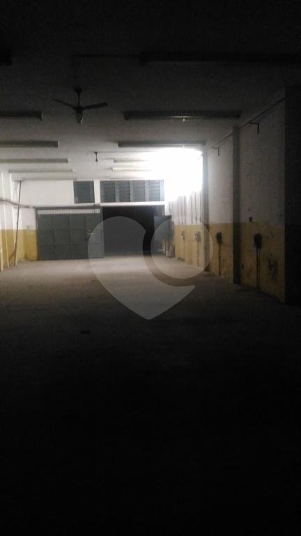 Prédio com galpão industrial/comercial, no bairro da Casa Verde