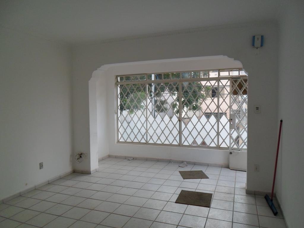 SOBRADO A VENDA NO JD. SÃO PAULO  2 DORMS. E 2 VAGAS - 210 M2 DE TERRENO E 130 M2 DE ÁREA CONSTRUÍDA