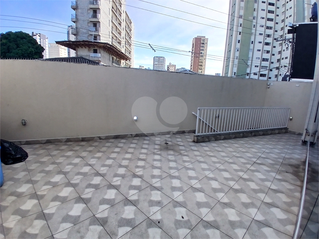 Prédio comercial com 500 metros de área construída na zona norte