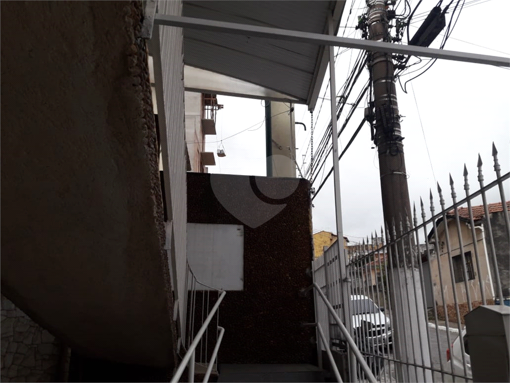 CASA TERREA NA PARADA INGLESA COM MUITOS COMODOS E EDICULA