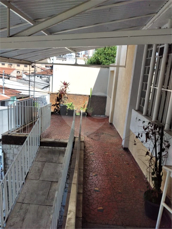 CASA TERREA NA PARADA INGLESA COM MUITOS COMODOS E EDICULA