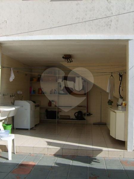 Sobrado à venda com 3 quartos, 290m² - Foto 18