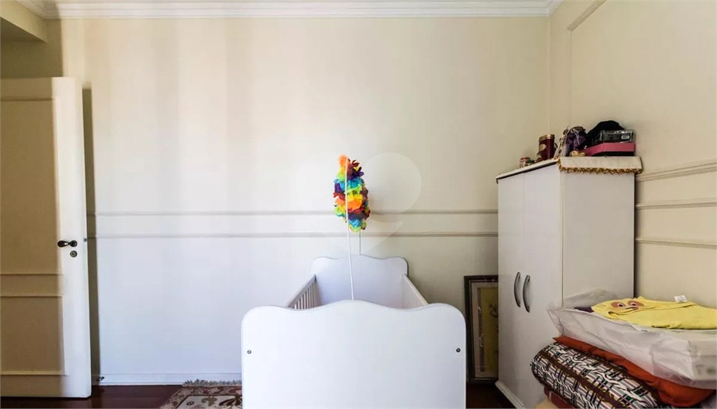 Apartamento com Vista Panorâmica - 130m², Mobiliado e 3 Vagas de Garagem