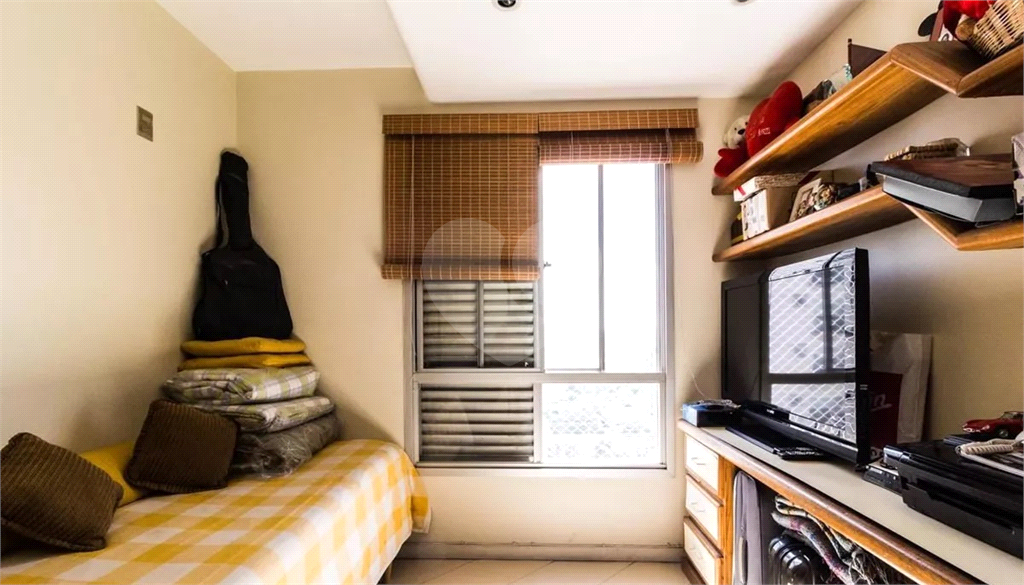Apartamento com Vista Panorâmica - 130m², Mobiliado e 3 Vagas de Garagem
