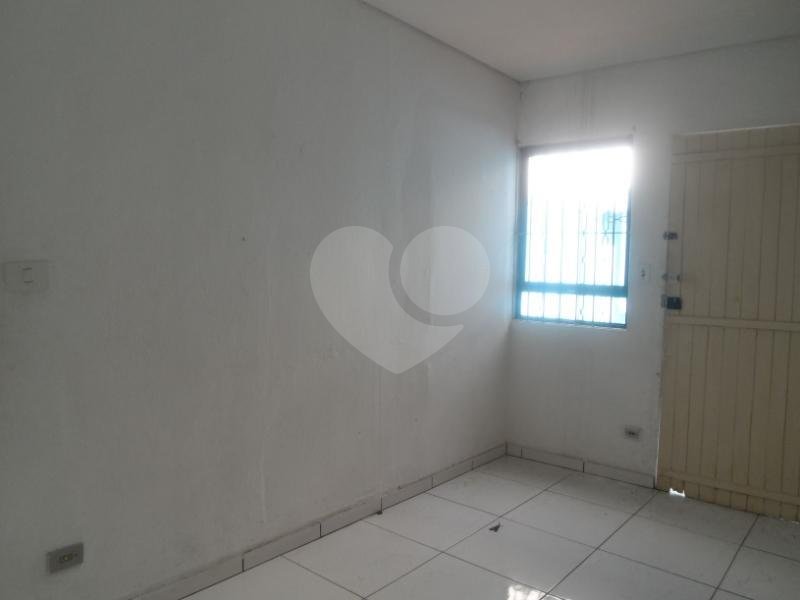 Excelente Localização na Avenida Casa Verde