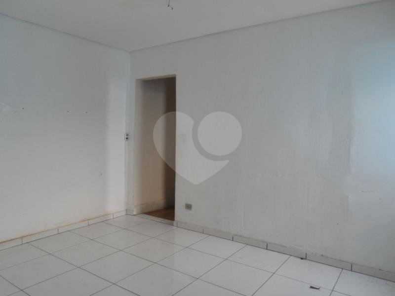 Excelente Localização na Avenida Casa Verde