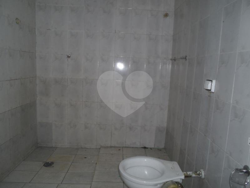Excelente Localização na Avenida Casa Verde