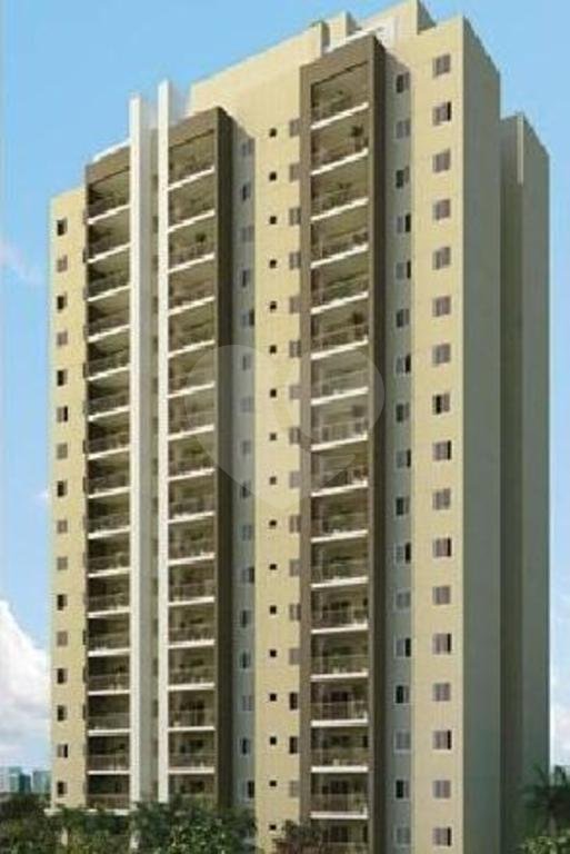 Apartamento na Vila Paiva.