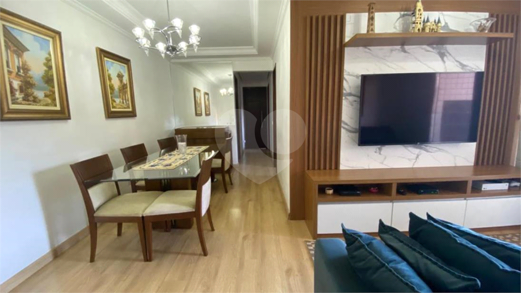 Apartamento na Vila Paiva.