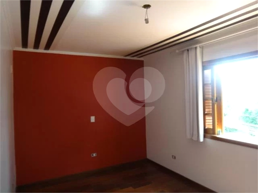 Casa à venda com 4 quartos, 260m² - Foto 19