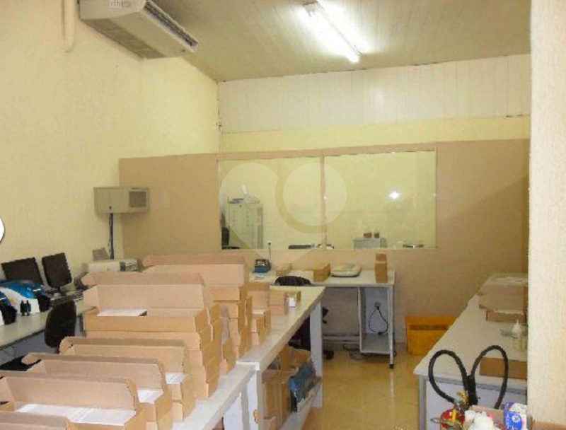 Prédio comercial à venda no Jardim Paraíso com 2 andares