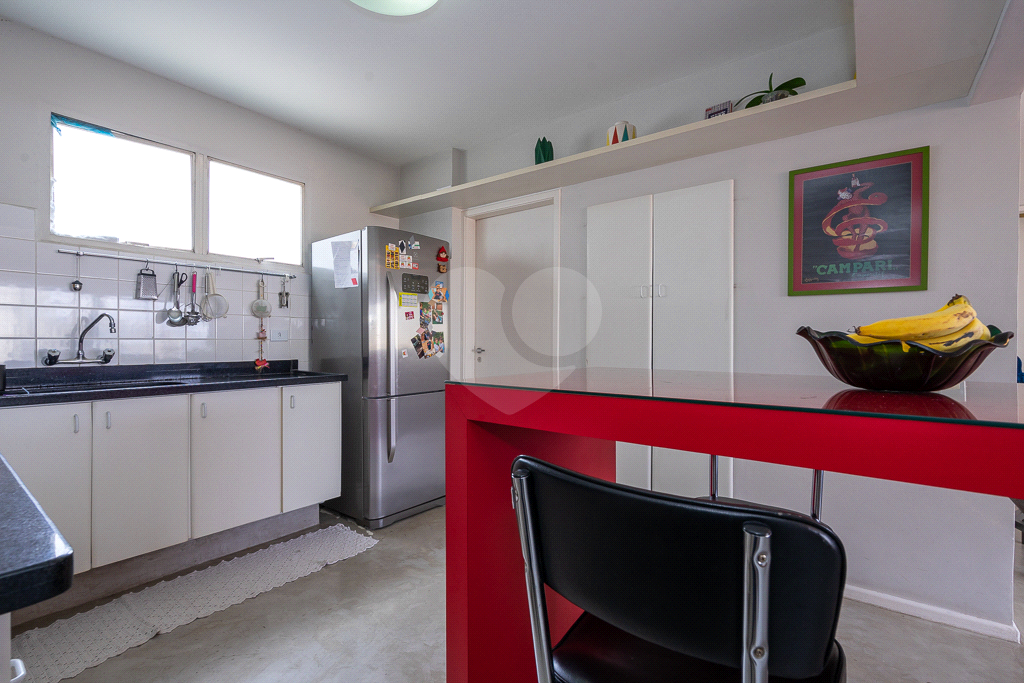 Apartamento com 3 Quartos à venda, 204m² - Perdizes