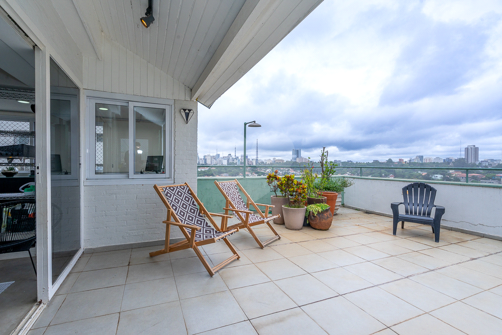 Apartamento com 3 Quartos à venda, 204m² - Perdizes