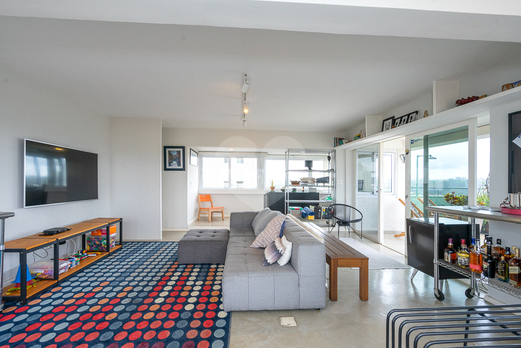 Apartamento com 3 Quartos à venda, 204m² - Perdizes