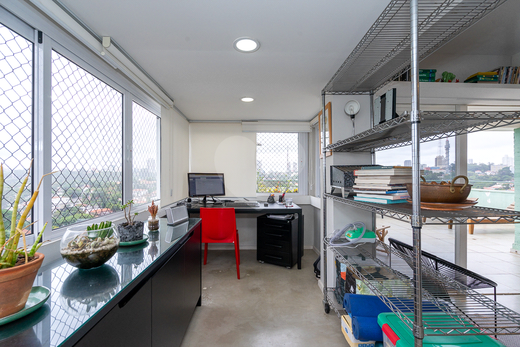 Apartamento com 3 Quartos à venda, 204m² - Perdizes