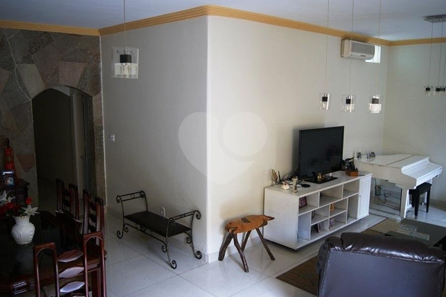 Sobrado à venda com 4 quartos, 550m² - Foto 8