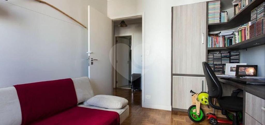 APARTAMENTO EM PERDIZES TODO REFORMADO !!!