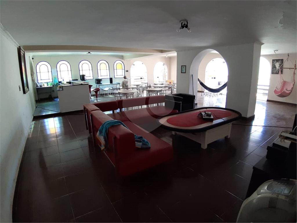 Casa com 5 dormitórios sendo 2 suítes e 7 vagas a venda nas Palmas do Tremembé
